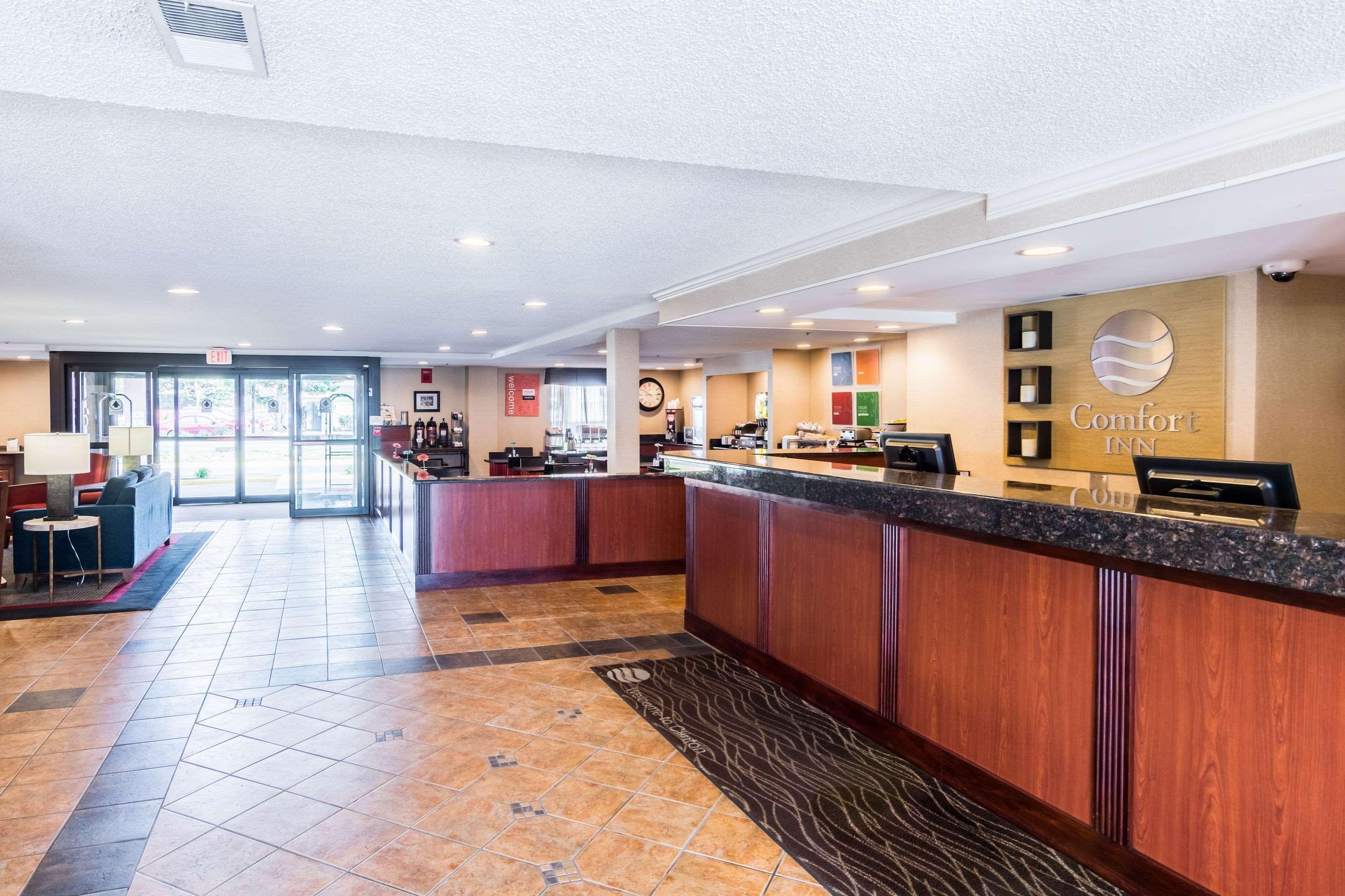 Comfort Inn At Joint Base Andrews Клинтон Экстерьер фото